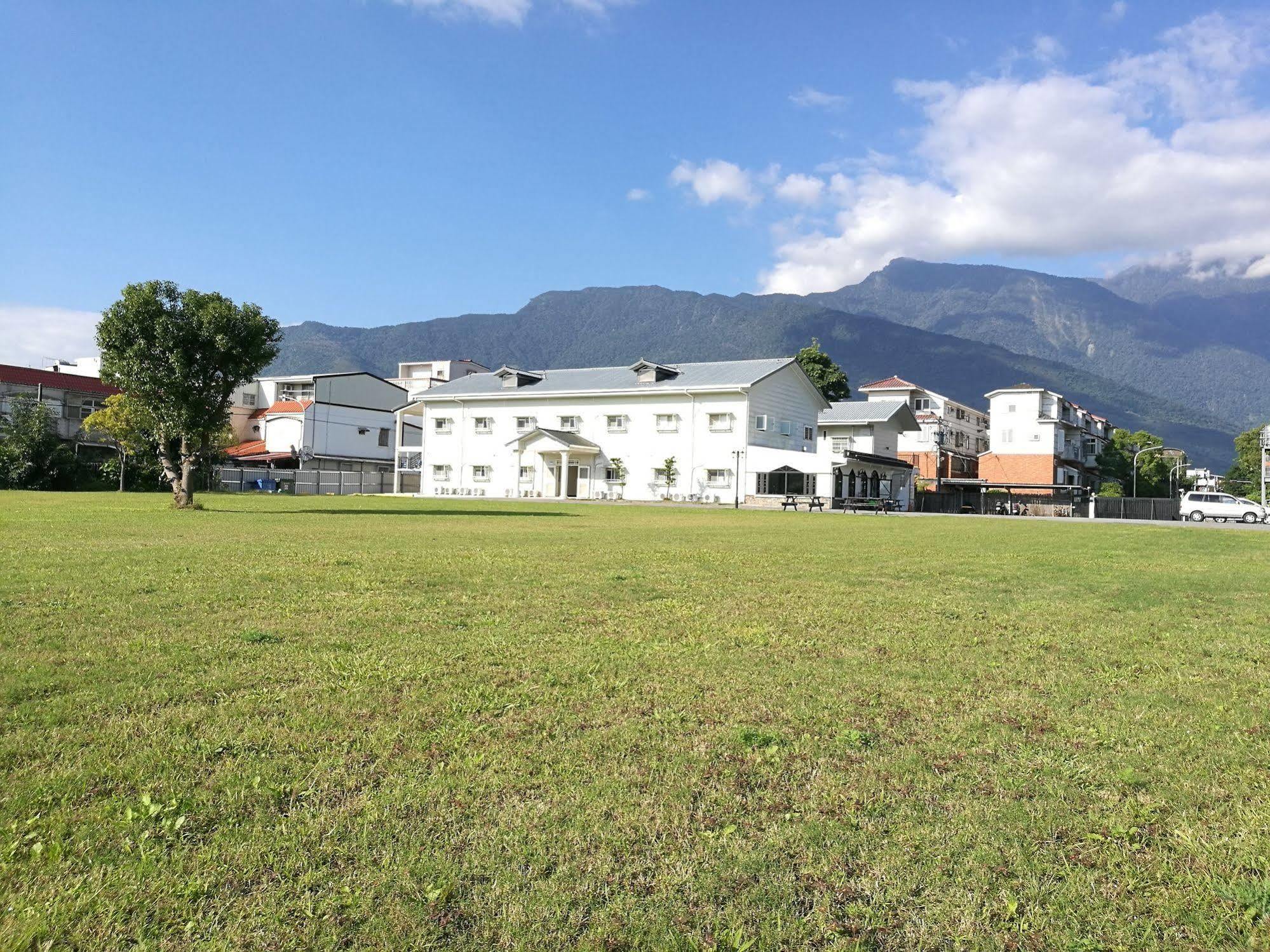 Oak Garden 旅館證號167 民宿證號1359 Хуалиен Сити Екстериор снимка